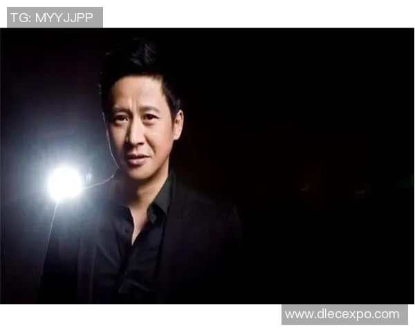 香港足球明星张国强的传奇人生与辉煌成就揭秘