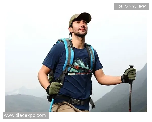 攀岩装备选购：专业服装推荐