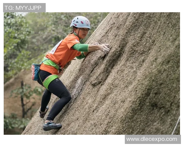 攀岩评论：重庆攀岩队的边路渗透得失